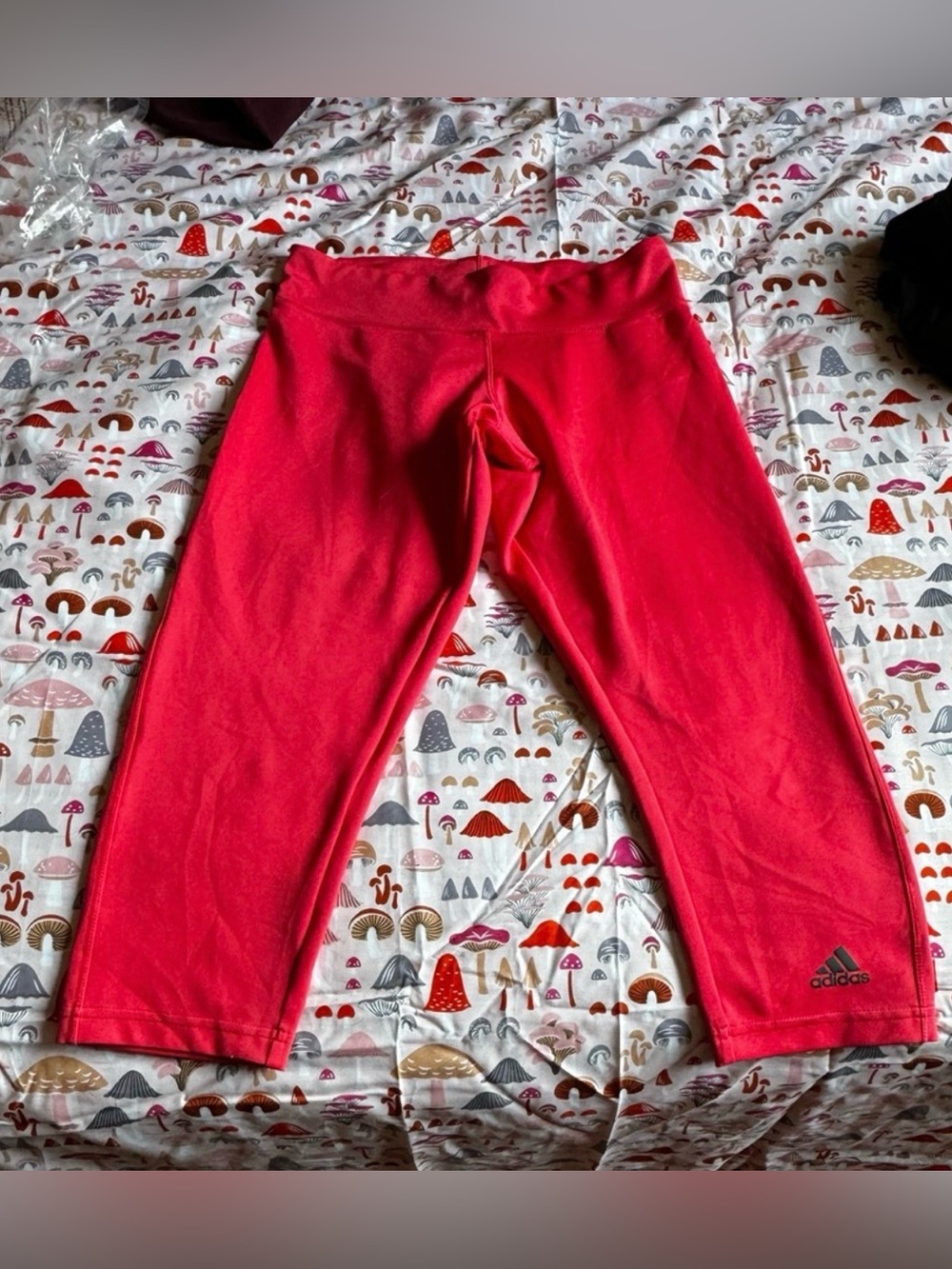 Adidas hot pink 3/4 length training leggings